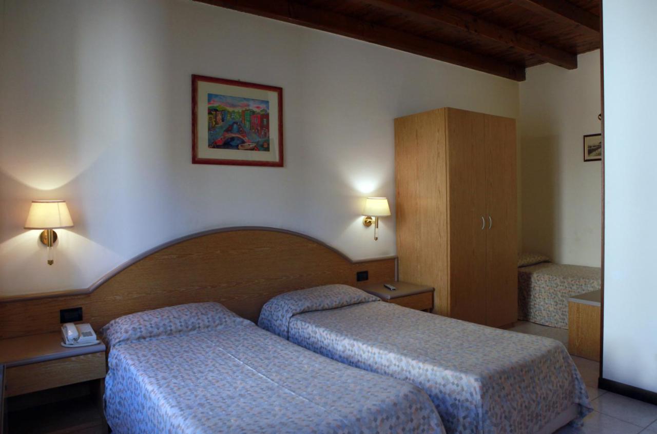 Albergo Ristorante Leon D'Oro Este Eksteriør bilde